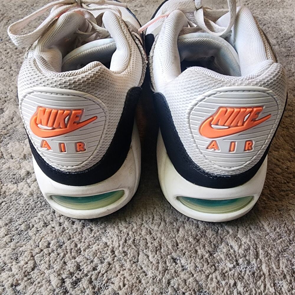 Nike Air Max Correlate Women's 8.5 Low Top Sneakers White/Black New Green Mesh - Picture 5 of 7